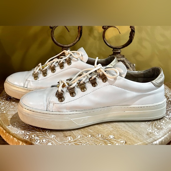 Tod’s “Sportivo” Leather Sneaker White and Gold Good pre-owned condition Size 40 - Picture 5 of 11